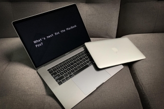 Mỹ cấm hành khách mang máy tính MacBook Pro lên máy bay