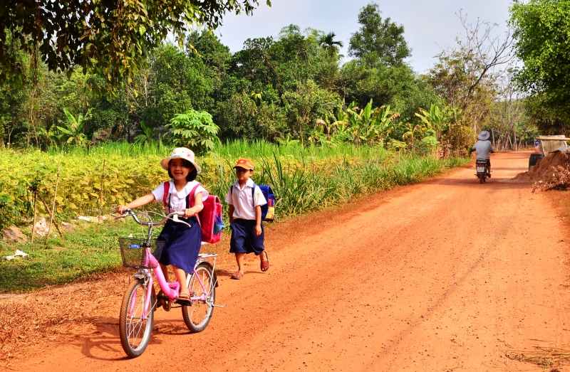 Chiếc áo tuổi thơ