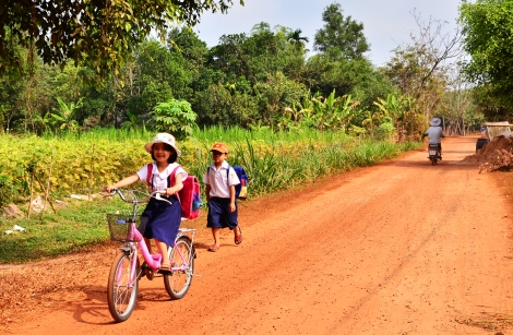 Chiếc áo tuổi thơ