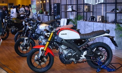 Yamaha XSR 155 2019 - xế hoài cổ giá 2.900 USD