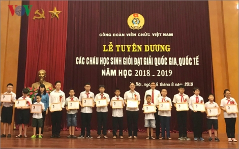 Tuyên dương 186 học sinh đoạt giải quốc gia, quốc tế