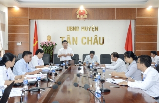 Kiểm tra công tác CCHC tại huyện Tân Châu và Tân Biên