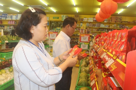 Nỗi lo an toàn thực phẩm bánh trung thu