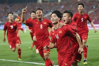 V-League đổi lịch vì tuyển Việt Nam, thầy Park đã hay lại thêm may