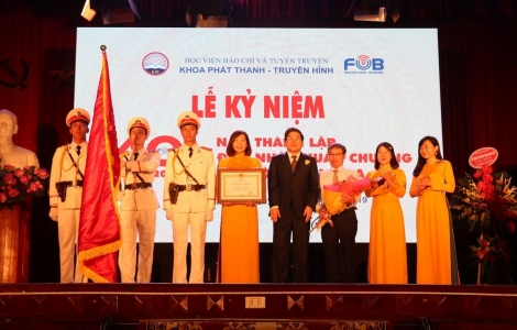 Khoa Phát thanh-Truyền hình kỷ niệm 40 năm thành lập và phát triển