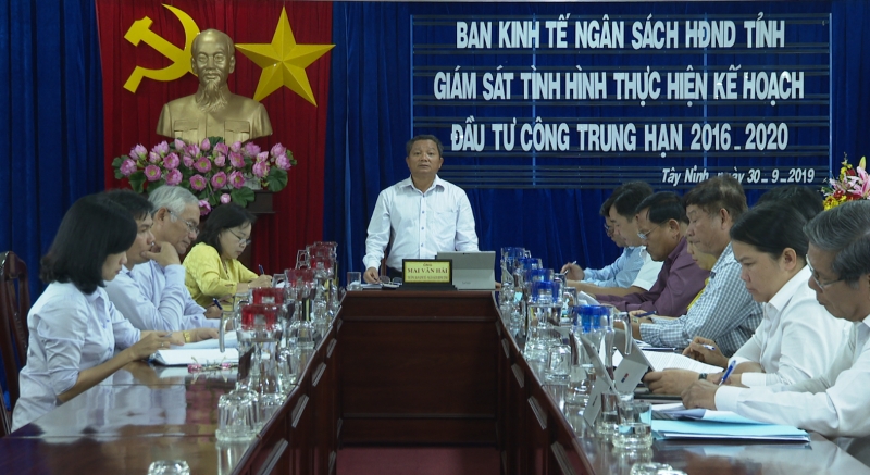 Giám sát tình hình thực hiện kế hoạch đầu tư công trung hạn