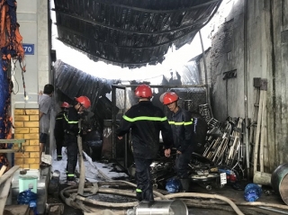 Cháy một nhà dân ở Hòa Thành