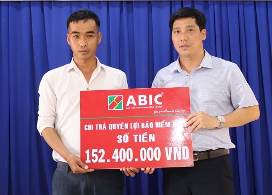 Agribank chi trả bảo hiểm tiền vay tín dụng