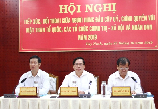 Hội nghị đối thoại giữa người đứng đầu cấp ủy, chính quyền với MTTQ và các tổ chức chính trị-xã hội, nhân dân