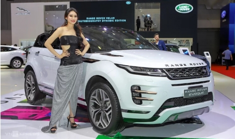 Range Rover Evoque 2019 giá gần 4 tỷ