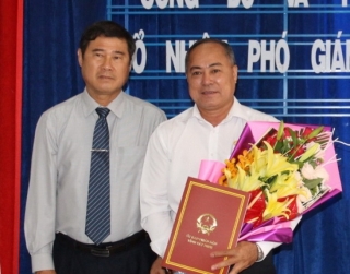 Bổ nhiệm ông Nguyễn Văn Hồng làm Phó Giám đốc Sở Ngoại vụ