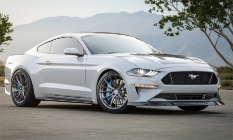 Ford Mustang Lithium - 'gã lực điền' 900 mã lực