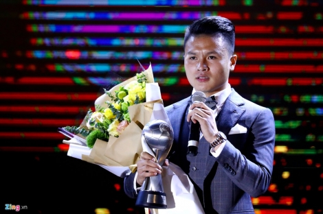 Quang Hải lập cú đúp, bóng đá Việt Nam vẫn thua Thái Lan ở AFF Awards