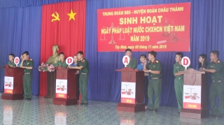 Sinh hoạt Ngày pháp luật nước Cộng hòa XHCN Việt Nam