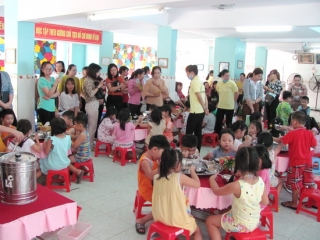 Hội nghị chuyên đề chăm sóc và nuôi dưỡng trẻ trong trường mầm non