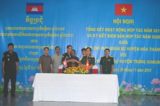 Hoà Thành ký kết hợp tác với Chi khu Quân sự Tboung Khmum