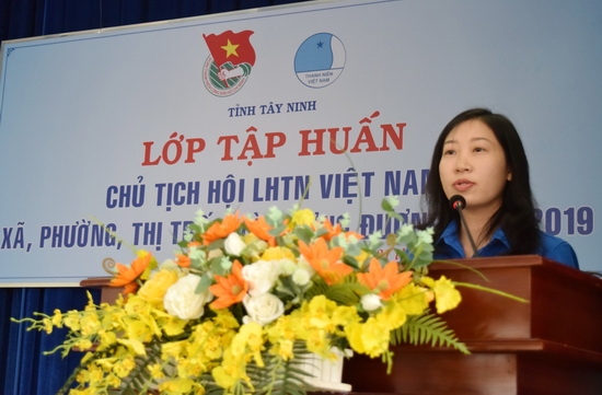 Khai giảng lớp tập huấn cán bộ Hội LHTN Việt Nam toàn tỉnh