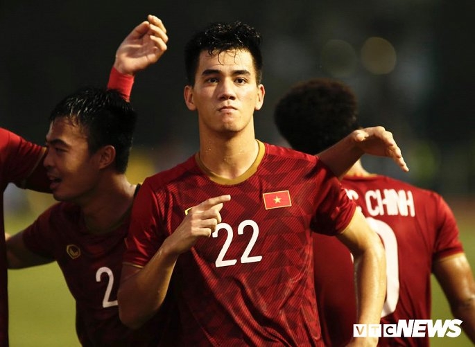 Xuất sắc loại U22 Thái Lan, U22 Việt Nam vào bán kết SEA Games 30