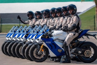 Dàn siêu môtô hàng 'khủng' của cảnh sát UAE
