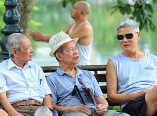 Việt Nam thành nước siêu già năm 2050