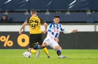 Văn Hậu đá trận ra mắt, Heerenveen thắng lớn ở cúp Quốc gia Hà Lan