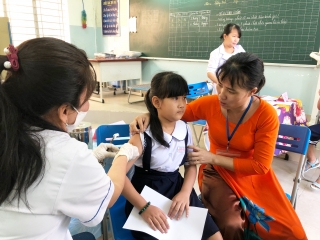 TP.Tây Ninh: Tiêm bổ sung vắc xin uốn ván - bạch hầu giảm liều cho trẻ 7 tuổi