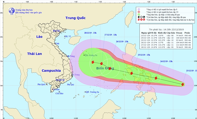 Bão PHANFONE sầm sập tiến vào Biển Đông