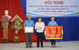 LĐLĐ  Tây Ninh tổng kết phong trào CNVCLĐ và hoạt động công đoàn năm 2019