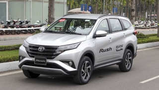Toyota Rush hết thời bán chênh giá ở Việt Nam