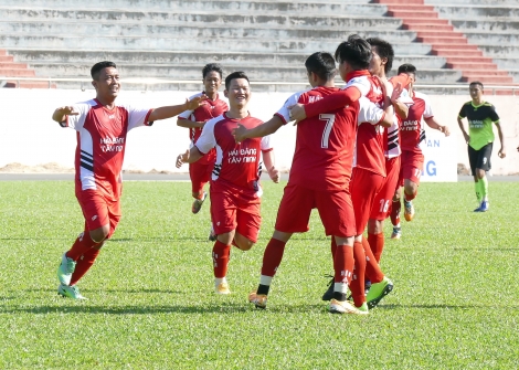 Kim Chung FC giành quyền vào bán kết