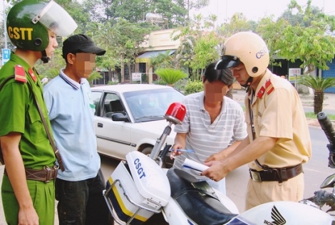 Đẩy mạnh tuyên truyền Luật Phòng chống tác hại của rượu bia