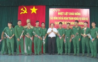 Tân Biên: Đón tiếp quân nhân hoàn thành nghĩa vụ quân sự tại ngũ trở về địa phương