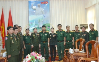 Thăm chúc tết Bộ CHQS tỉnh Tây Ninh