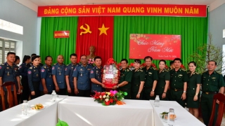 Bộ Chỉ huy Hiến binh tỉnh Svay Rieng thăm, chúc tết BĐBP Tây Ninh