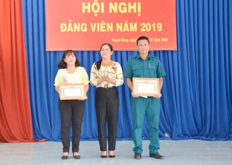 Đảng Ủy xã Thạnh Đông tổ chức hội nghị Đảng viên năm 2019