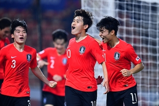 Hàn Quốc vào chung kết U23 châu Á
