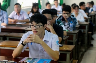 Đại học Công nghiệp Hà Nội miễn 100% học phí cho thủ khoa