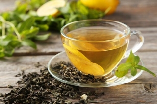 Uống trà mỗi ngày giúp giảm nguy cơ mắc bệnh tim và đột quy