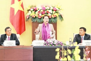 Chủ tịch QH Nguyễn Thị Kim Ngân tiếp các đại sứ, trưởng cơ quan đại diện ngoại giao ở nước ngoài