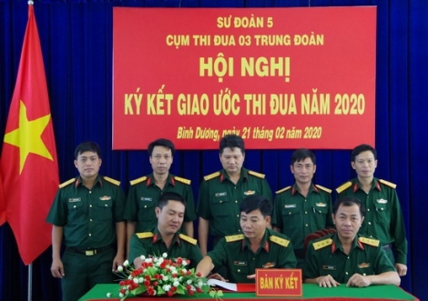 Sư đoàn 5: Cụm thi đua 3 Trung đoàn bộ binh hội nghị ký kết thi đua năm 2020