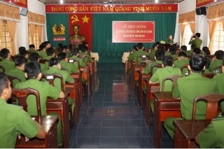 CATN: Khai giảng các lớp huấn luyện cho lực lượng cảnh sát cơ động