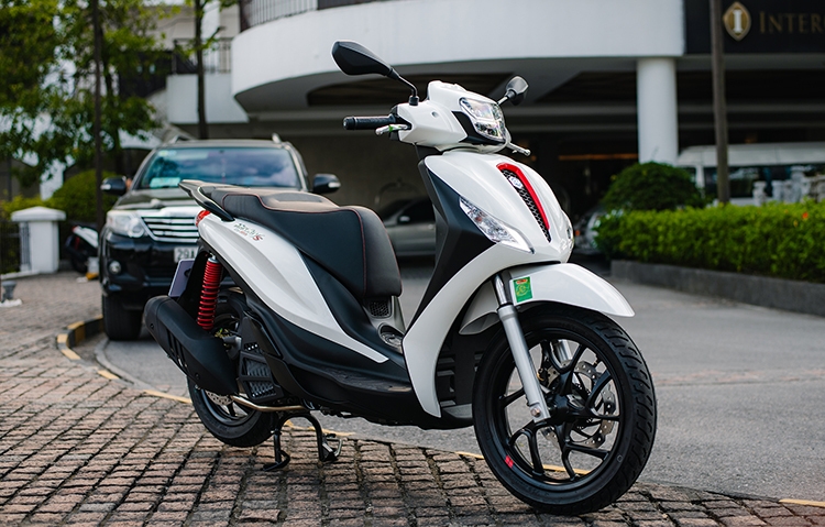 Piaggio Medley mới giá ngang ngửa SH