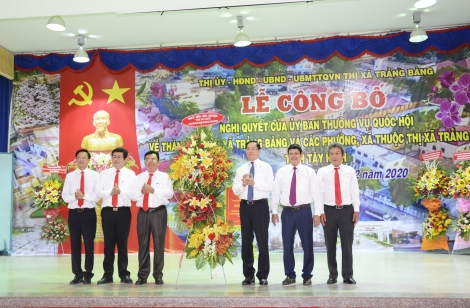 Công bố thành lập thị xã Trảng Bàng