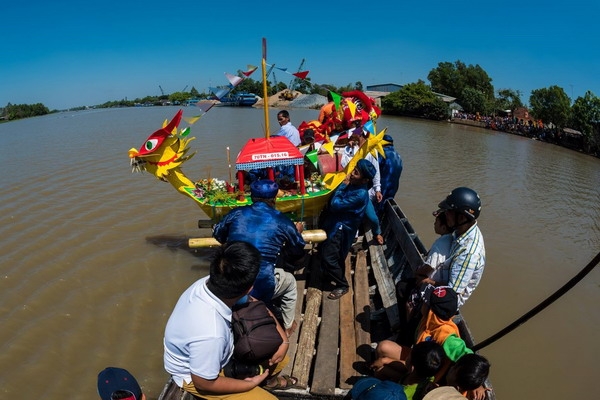 Dọc miền tín ngưỡng