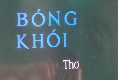 Đọc “Bóng khói”, thấy hoàng hôn đời người