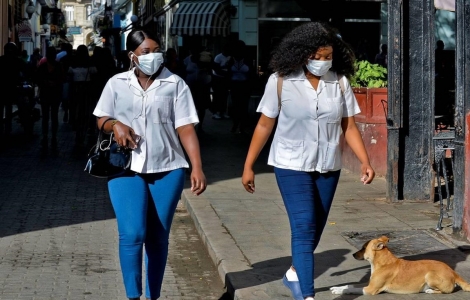 COVID-19: Cuba có ca tử vong, Chile ban bố tình trạng thảm họa