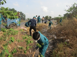 Phường 1, TP.Tây Ninh: Ra quân vệ sinh môi trường