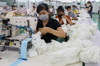 ADB dự báo Việt Nam tăng trưởng 4,8% năm nay
