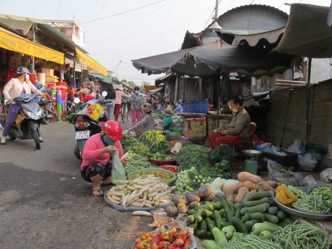 Kiểm tra các cơ sở khám chữa bệnh tư nhân và xử lý tình trạng tụ tập đông người, không đeo khẩu trang nơi công cộng