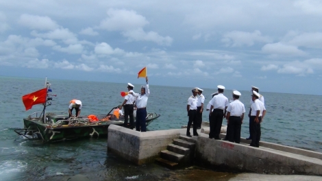 Ngày mới ở chân trời Tổ quốc